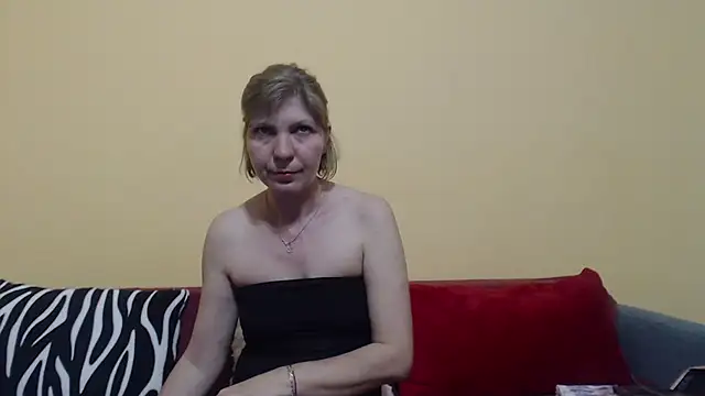 christine33 online show from April 29, 2:53 pm