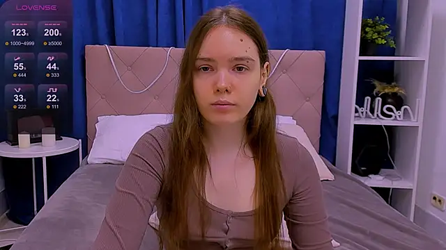 Janie JJ Curvie online show from March 2, 1:27 am