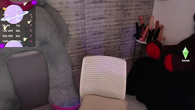 TinnaCobb online show from May 28, 3:54 pm