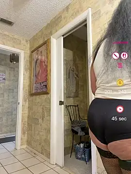 PichyPrettyPussy online show from May 29, 2:37 pm