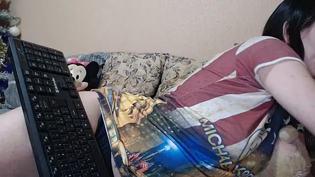 HotDreamm online show from February 1, 9:02 pm