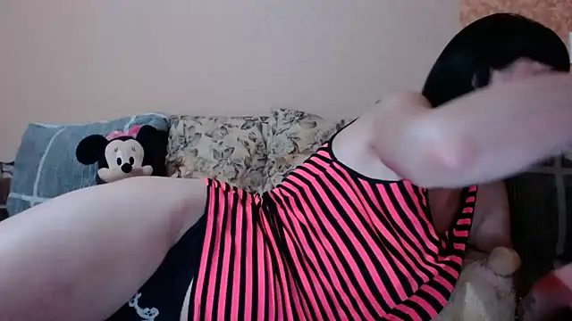 HotDreamm online show from June 8, 9:36 pm