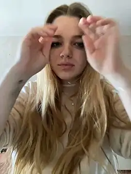 -MimmiLissa- online show from February 5, 8:50 am