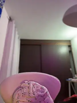 Naiara sex online show from November 23, 9:44 am