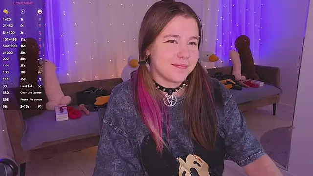 Mira Falls online show from March 21, 8:19 am