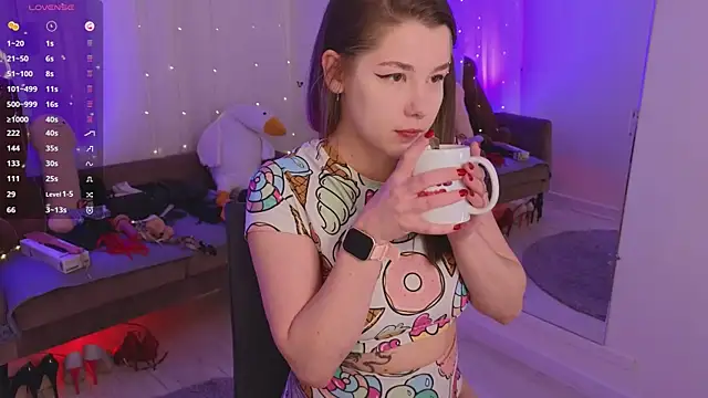 Mira Falls online show from November 29, 5:22 am