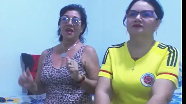 sexycristina 2 online show from June 23, 3:10 pm