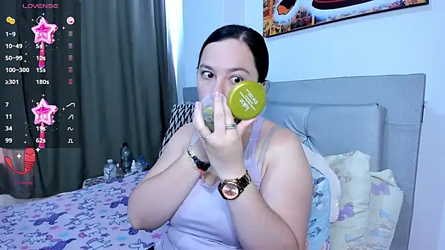 angelaagomez online show from May 30, 4:48 pm