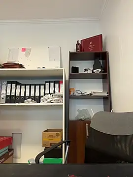 Gatitacarlita online show from March 25, 7:39 pm