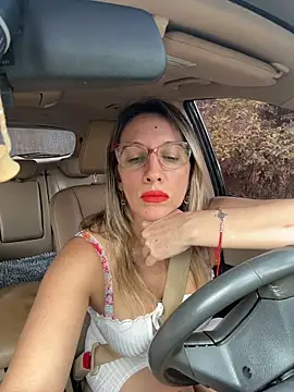 Gatitacarlita online show from February 16, 7:14 pm