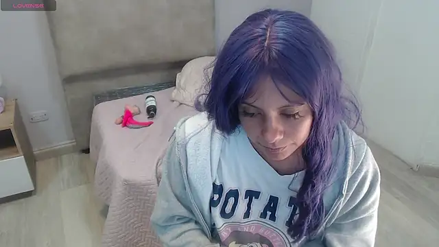 valevicious online show from November 1, 5:17 pm