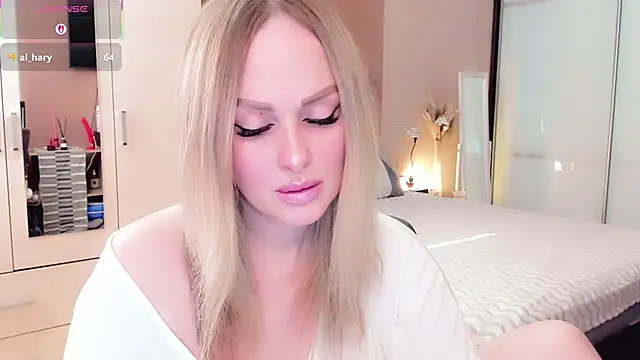 Libby Nora online show from March 22, 10:43 am