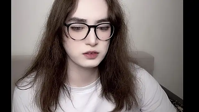 MinniMaksy online show from July 26, 5:37 am