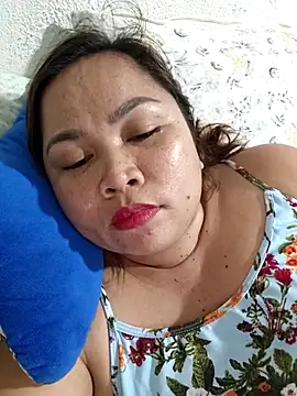 XXLorie 02 online show from June 27, 12:22 pm