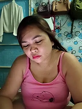 XXLorie 02 online show from June 12, 7:27 am