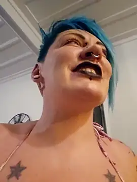 PinkTheHawk online show from March 12, 10:18 am