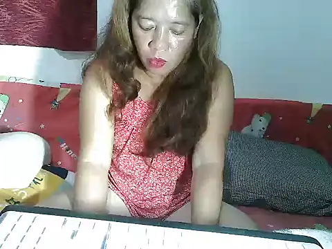 wethornypussy4u online show from March 10, 6:34 pm