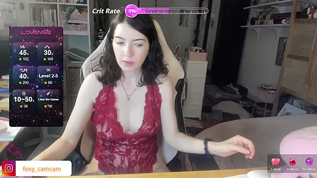 Foxy c online show from May 26, 8:30 pm