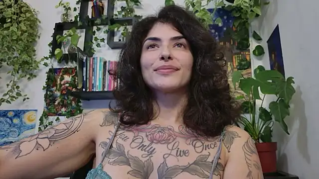 TaliMajesty online show from June 17, 8:10 pm
