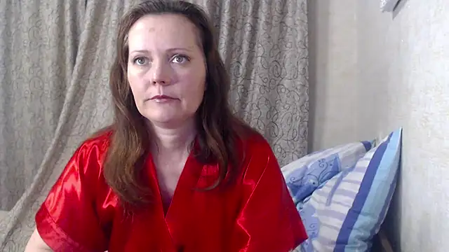 SheLion online show from December 14, 4:35 pm