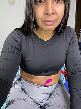 sandylau online show from February 16, 6:30 pm