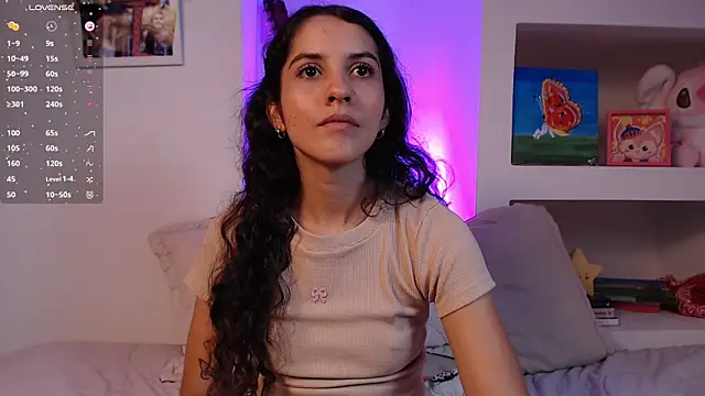 lailypink online show from June 11, 1:27 am
