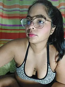 missmelissa  online show from November 29, 9:46 am