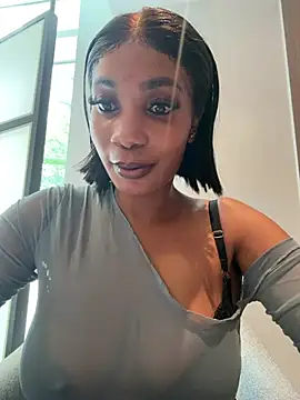   Nessa   online show from June 6, 12:00 pm