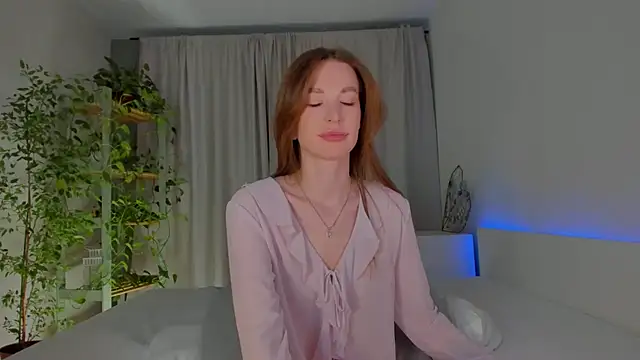 Masha 01 online show from September 29, 2:22 pm