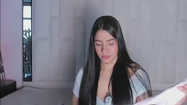 valentina fi online show from October 29, 1:04 pm