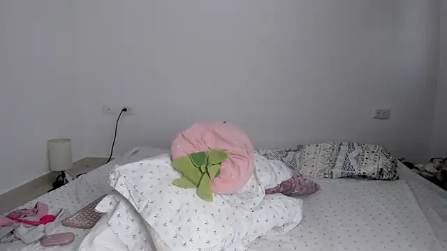 Blondylicious online show from October 18, 11:35 am