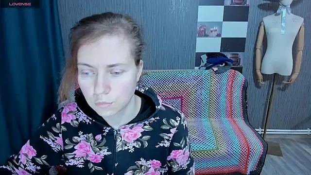 pa1e pr1ncess online show from November 3, 1:04 pm