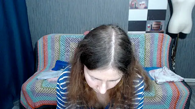 pa1e pr1ncess online show from April 4, 1:43 pm