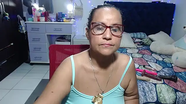 pervert mommy  online show from May 30, 10:46 am