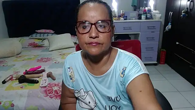 pervert mommy  online show from February 14, 10:17 am