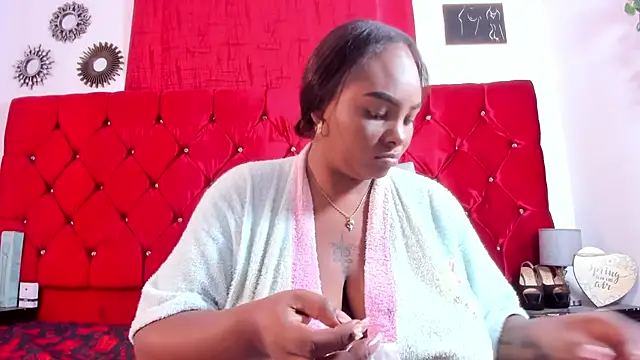 Snapshot of harleyevaans chatting on September 30, 12:44 pm harleyevaans online show from September 30, 12:44 pm