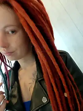 Snapshot of Frost_foxy chatting on September 24, 2:43 am Frost foxy online show from September 24, 2:43 am