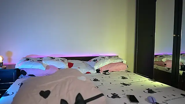 TiffanyPierce online show from May 7, 8:56 pm