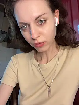 MissAnuta online show from May 23, 8:45 am