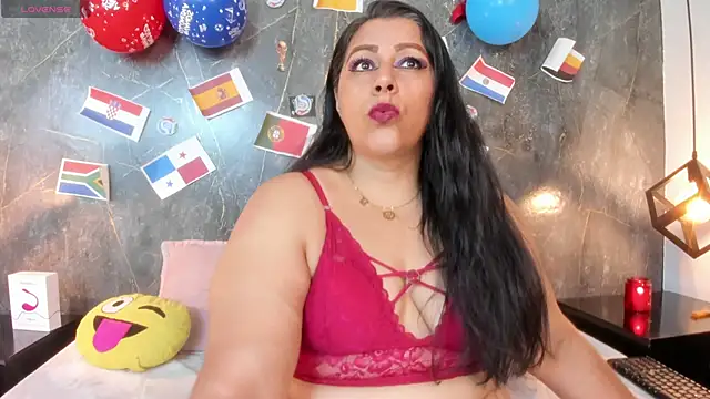 SexxyPamela online show from July 2, 7:31 pm