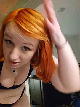 DamelynDaisy online show from June 16, 11:44 am
