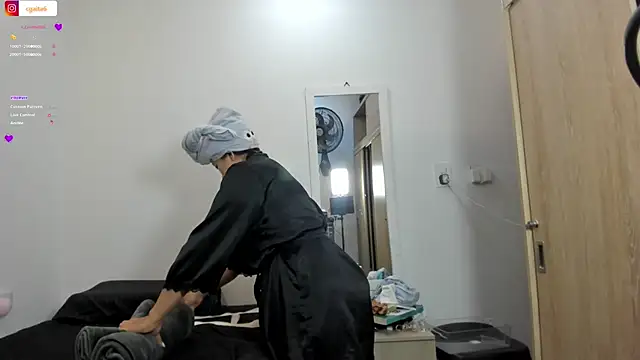 carolgaita online show from April 8, 10:17 am