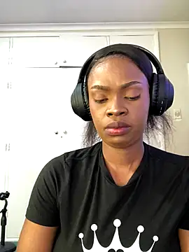 LuciousLips96 online show from October 26, 7:26 am