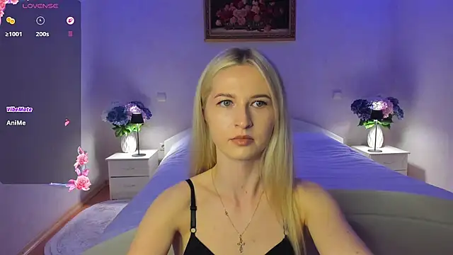 AnnaCarrera online show from May 20, 7:00 pm