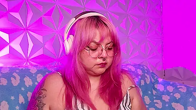 Satyn doll online show from February 27, 1:49 am