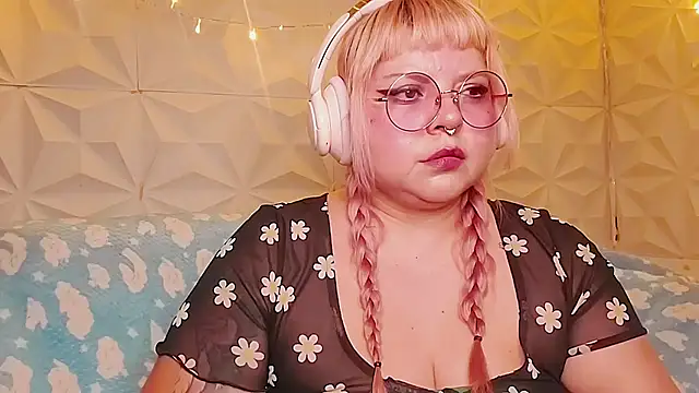 Satyn doll online show from May 17, 12:32 am