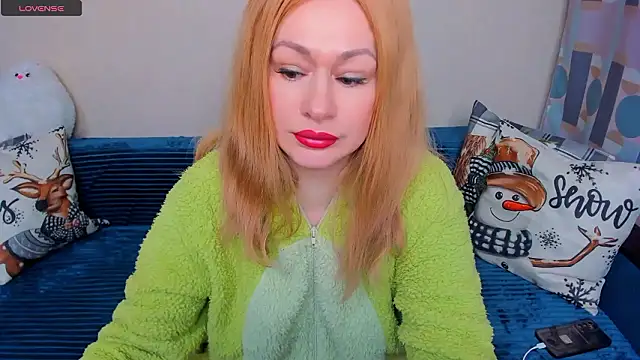 EllenMoore online show from February 11, 3:20 am