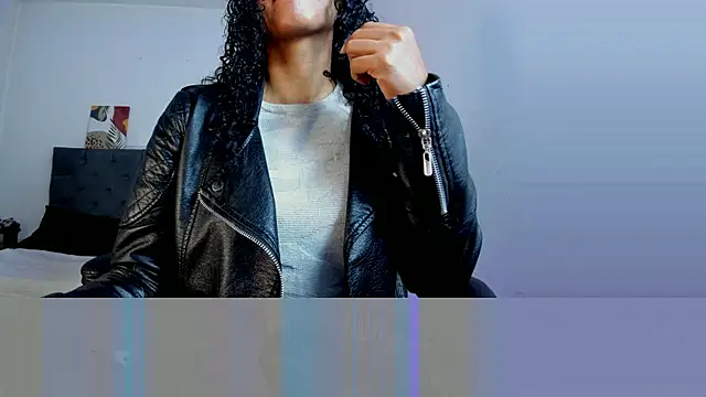 Snapshot of Ellie_Alves chatting on October 7, 2:21 pm Ellie Alves online show from October 7, 2:21 pm