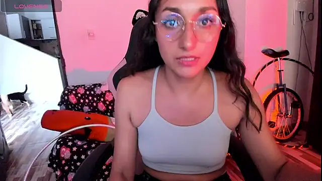 adrena 10 online show from March 6, 10:27 pm