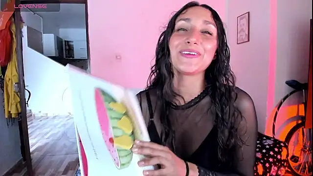 adrena 10 online show from March 3, 10:38 pm